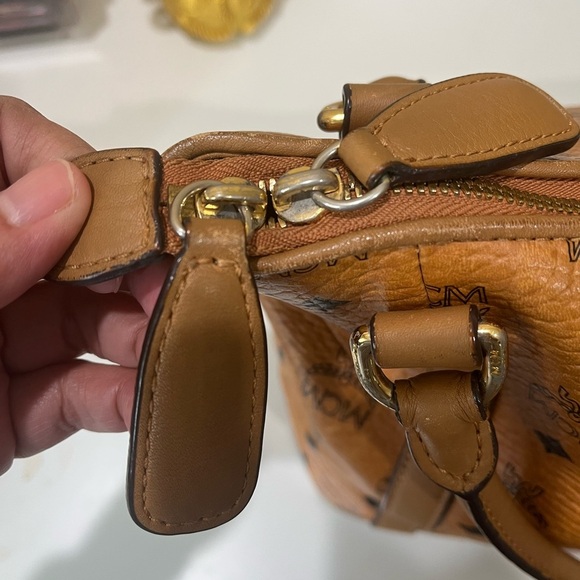 MCM COGNAC VISETOS 2 WAY BAG - Picture 7 of 16